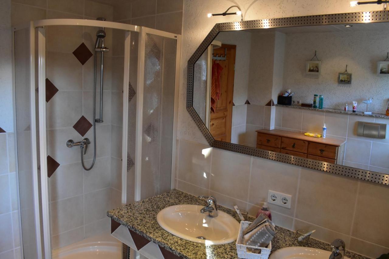 Zimmer Baerbel Forbau Экстерьер фото